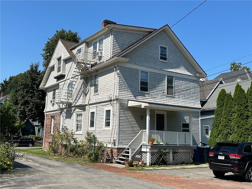 27 Vick Park B Rochester, NY 14607 - Photo 3 of 50 27 Vick Pak A