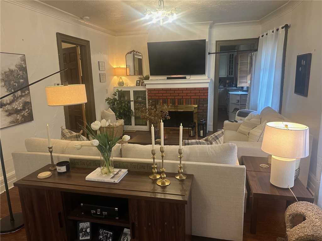 27 Vick Park B Rochester, NY 14607 - Photo 8 of 50 Apt #1 Living Room