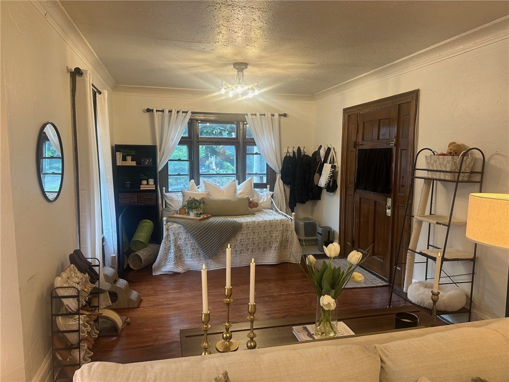 27 Vick Park B Rochester, NY 14607 - Photo 9 of 50 Apt #1 Living Room