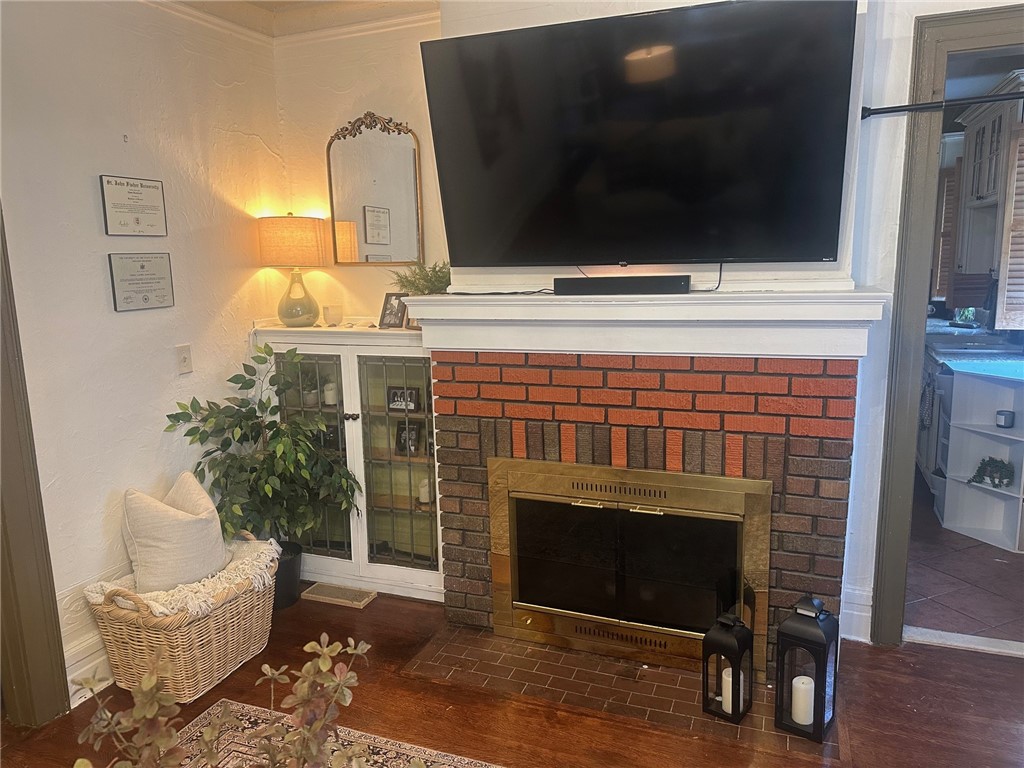 27 Vick Park B Rochester, NY 14607 - Photo 10 of 50 Apt #1 Living Room