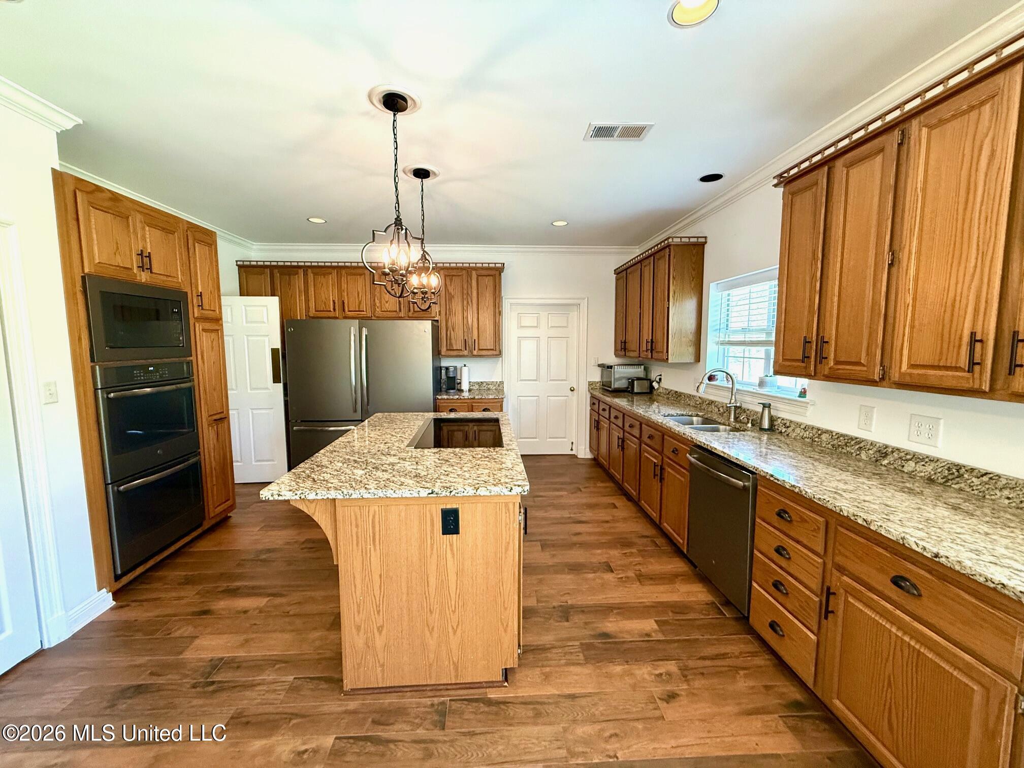 7740 Moanalua Way Diamondhead, MS 39525 - Photo 11 of 55 IMG_4106