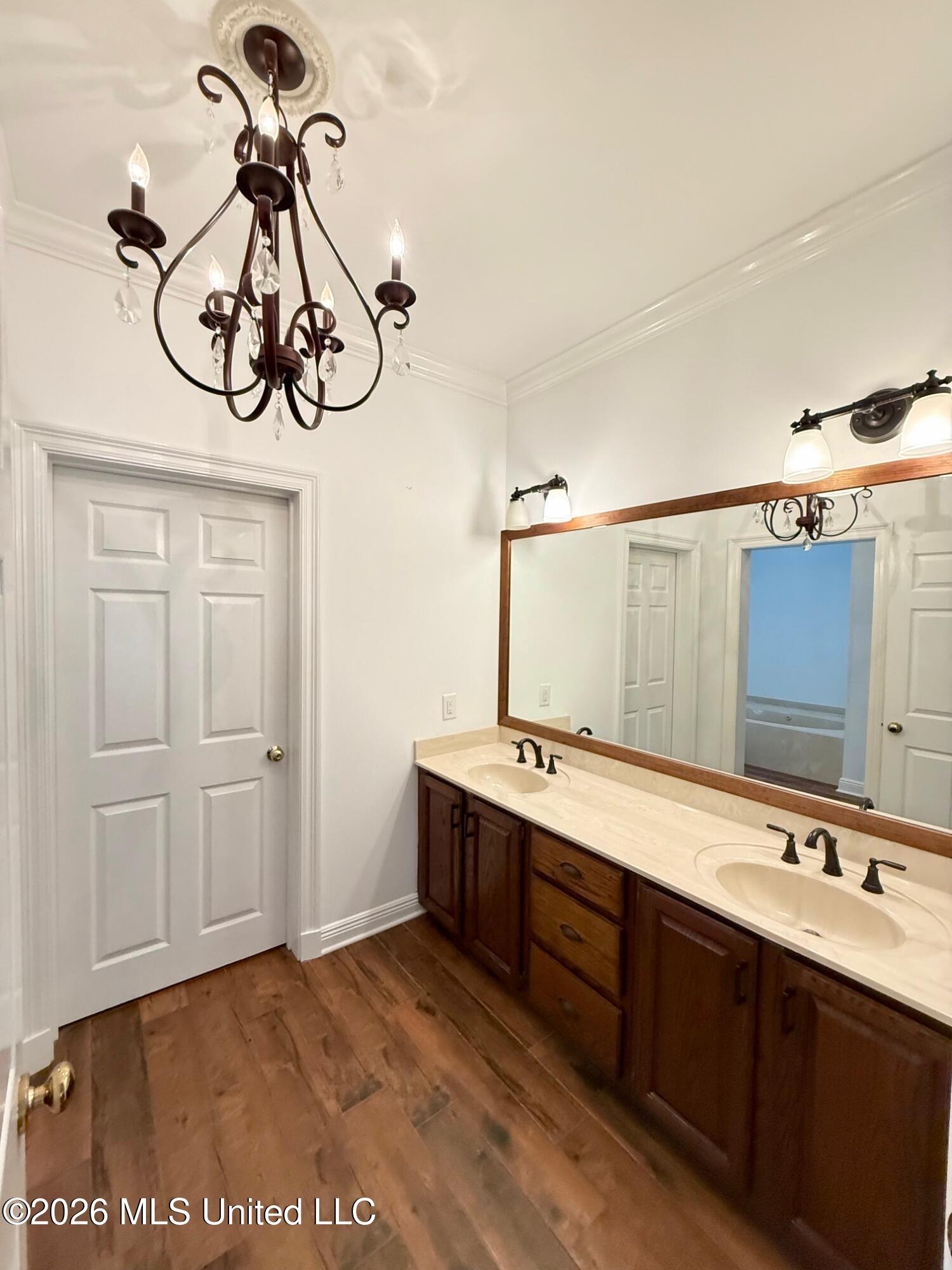 7740 Moanalua Way Diamondhead, MS 39525 - Photo 29 of 55 Primary Suite Bathroom