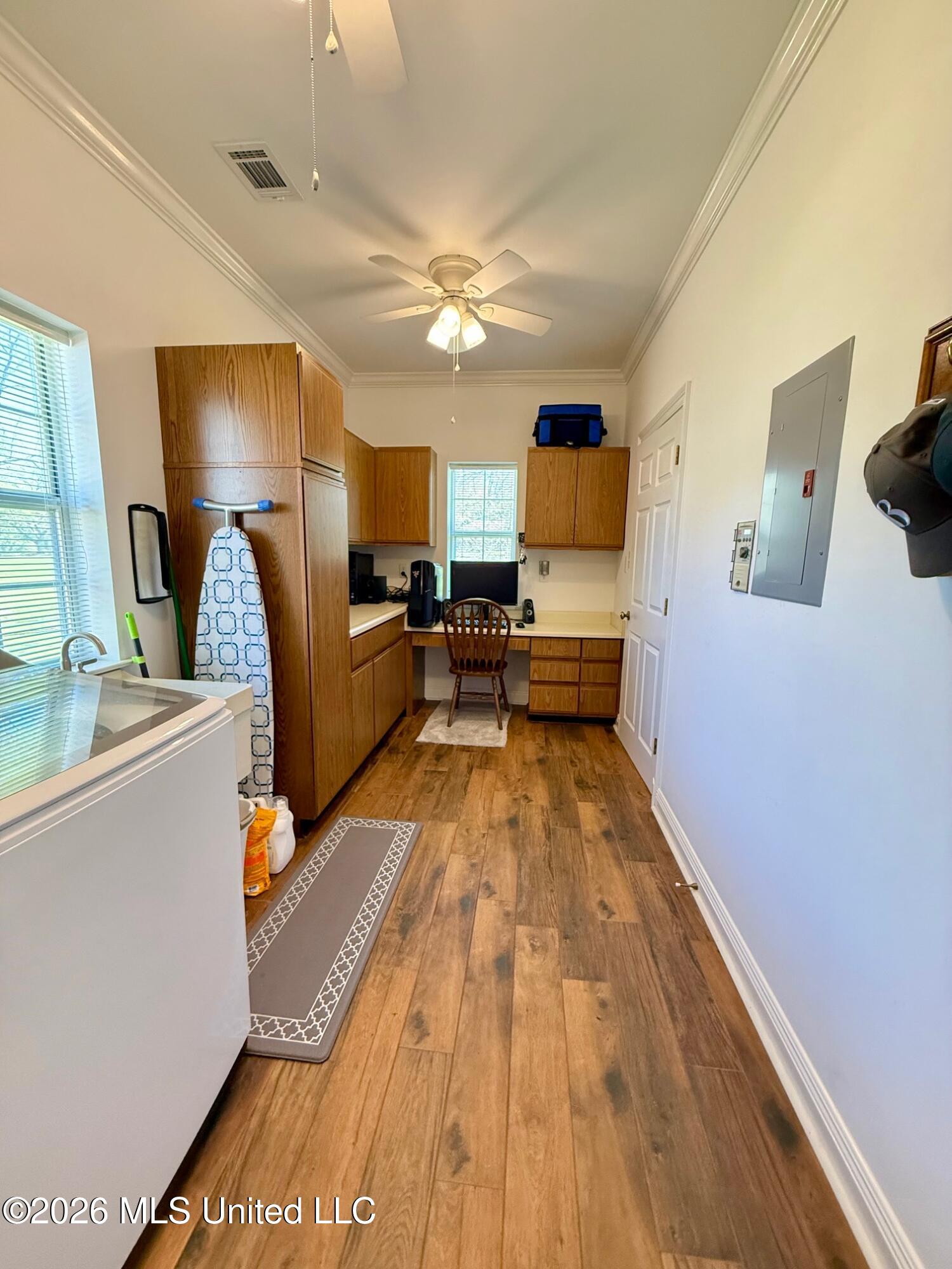 7740 Moanalua Way Diamondhead, MS 39525 - Photo 32 of 55 Laundry Room