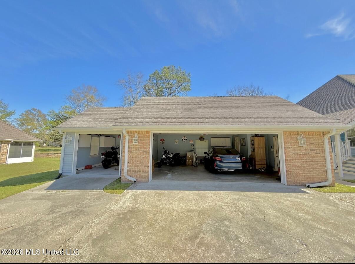 7740 Moanalua Way Diamondhead, MS 39525 - Photo 51 of 55 IMG_4214