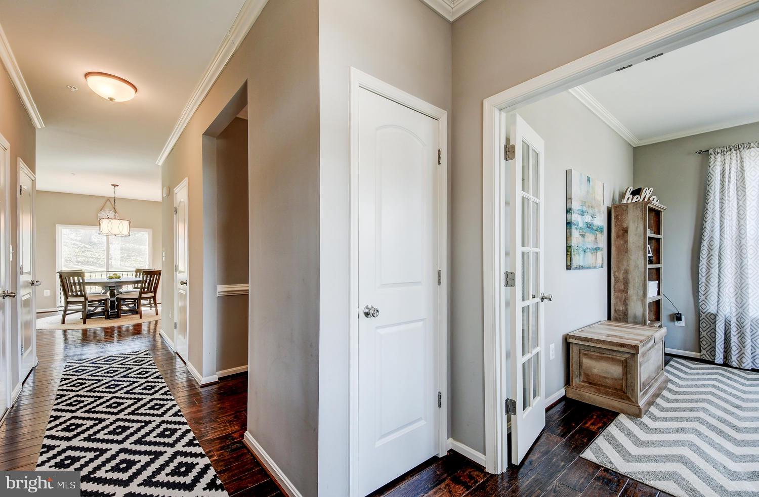 499 Epsom Road Baltimore, MD 21286 - Photo 5 of 41 Main Level