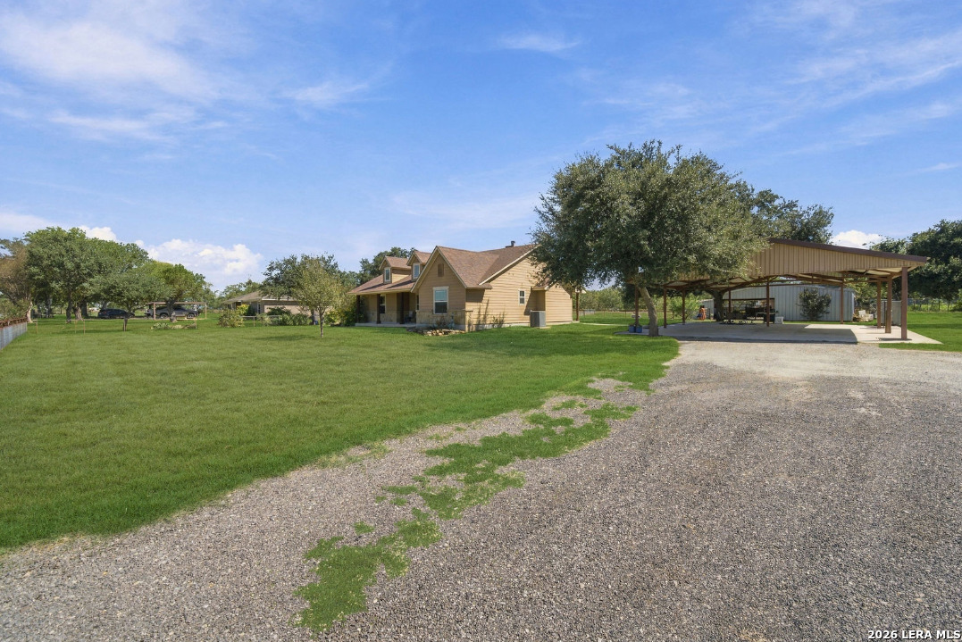 3690 Rakowitz Road Adkins, TX 78101 - Photo 5 of 36 Gallery Image 5