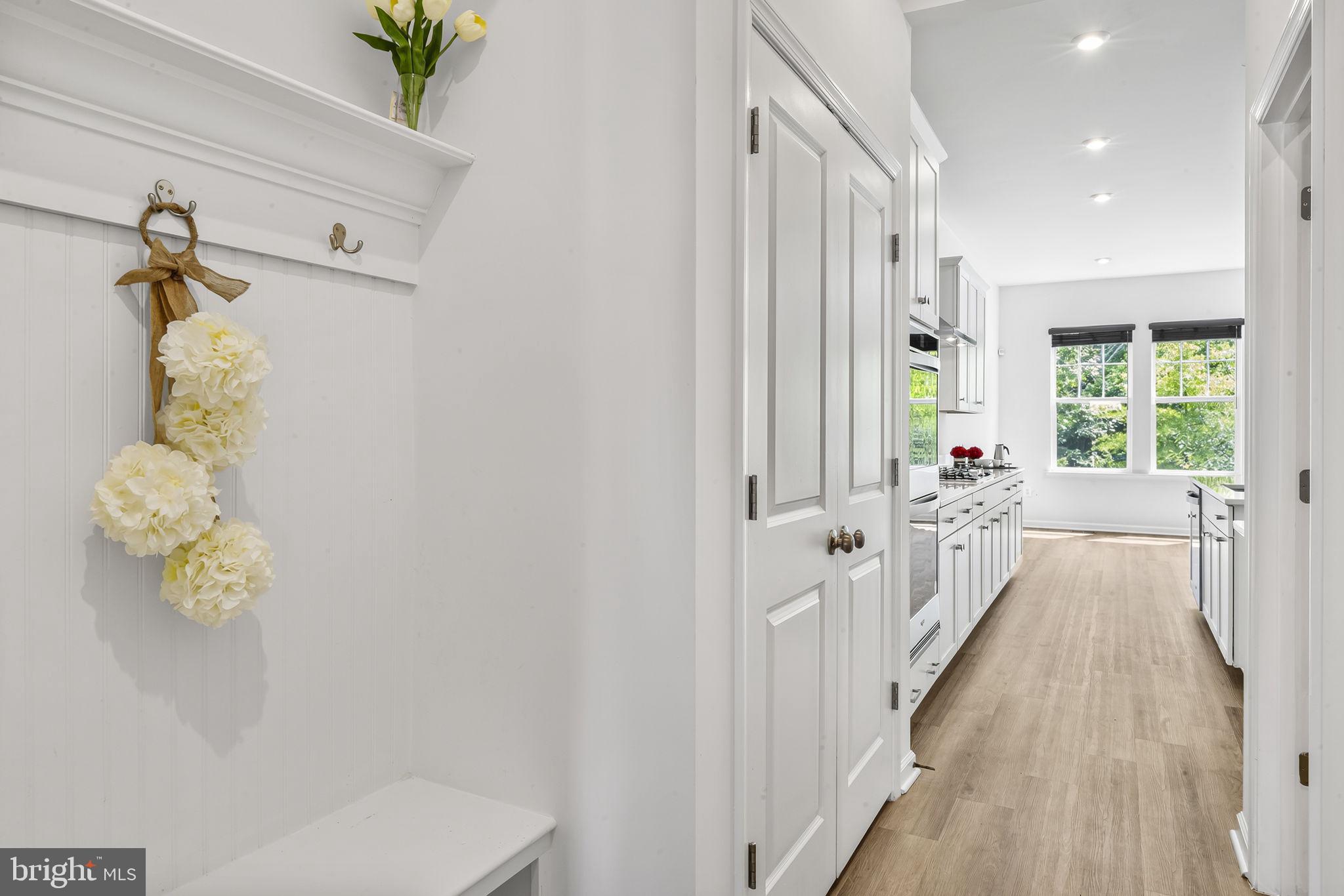 18270 Moss Garden Road Dumfries, VA 22026 - Photo 26 of 85 Mudroom