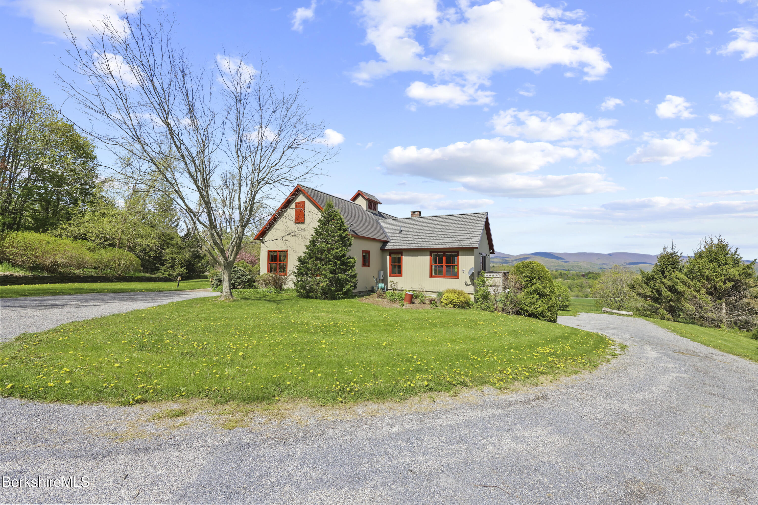 821 Pattison Road North Adams, MA 01247 - Photo 6 of 68 17 Exterior Front