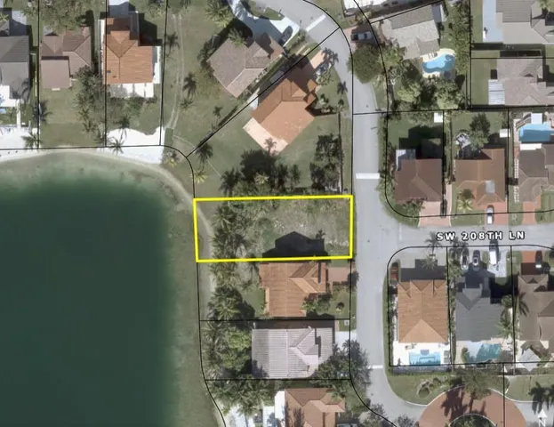 $399,999 | 20826 Southwest 85th Place, Cutler Bay, FL 33189