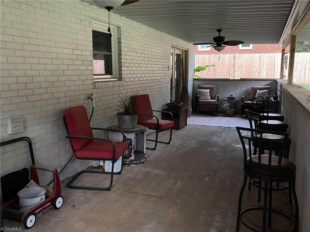 156 Stratford Road Lexington, NC 27292 - Photo 8 of 28 LOWER LEVEL PATIO