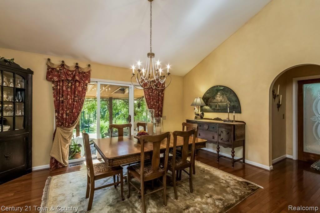2950 Allen Road Ortonville, MI 48462 - Photo 9 of 72 Dining Room
