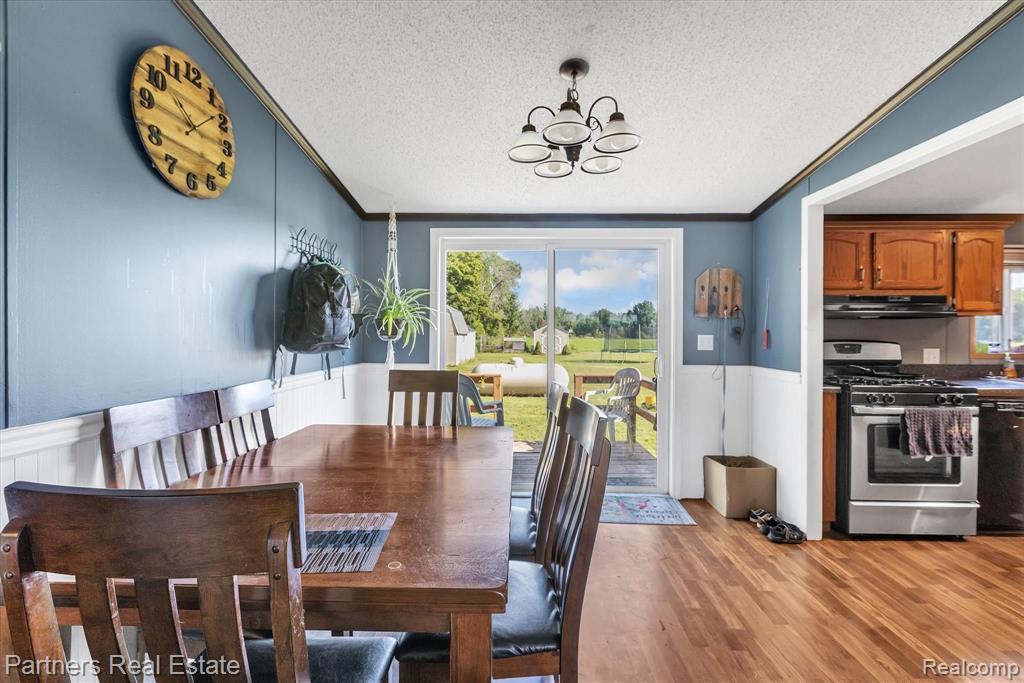 6511 East Valley Road Mount Pleasant, MI 48858 - Photo 8 of 44