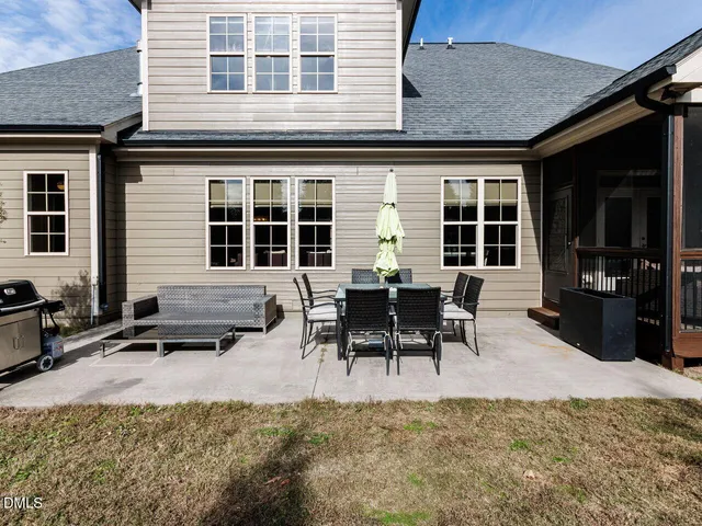 $759,900 | 916 Shasta Daisy Drive, Wake Forest, NC 27587