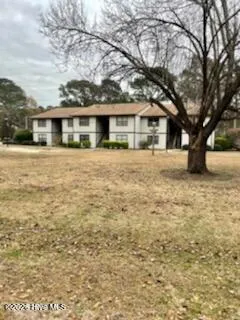 $149,900 | 306 Country Club Villa Drive, Unit 3, Shallotte, NC 28470