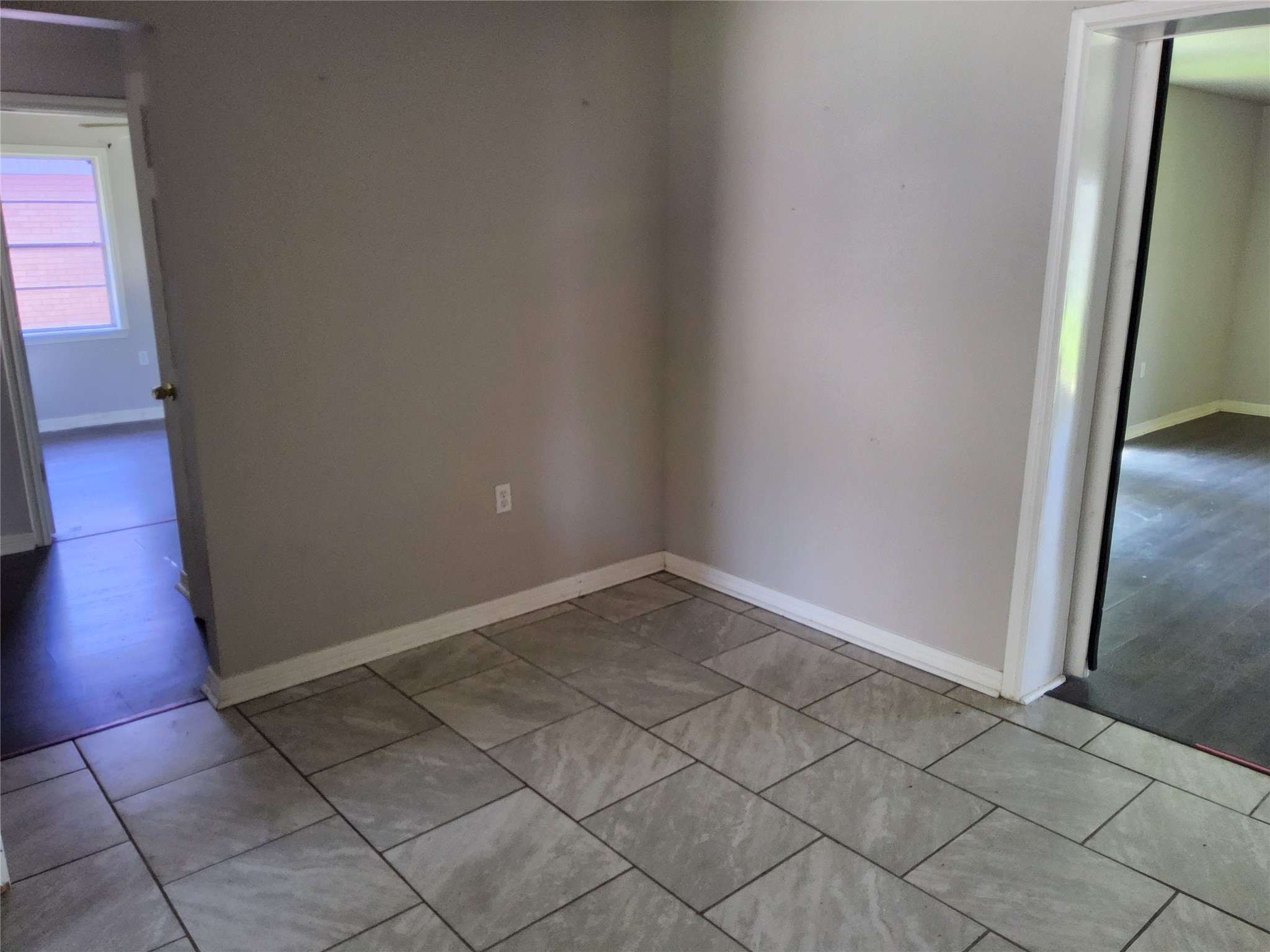 701 Sherrill Street West Orange, TX 77630 - Photo 11 of 16