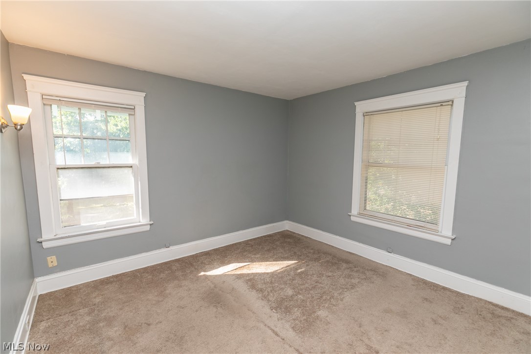 3073-3075 Edgehill Road Cleveland, OH 44118 - Photo 16 of 35 Gallery Image 16
