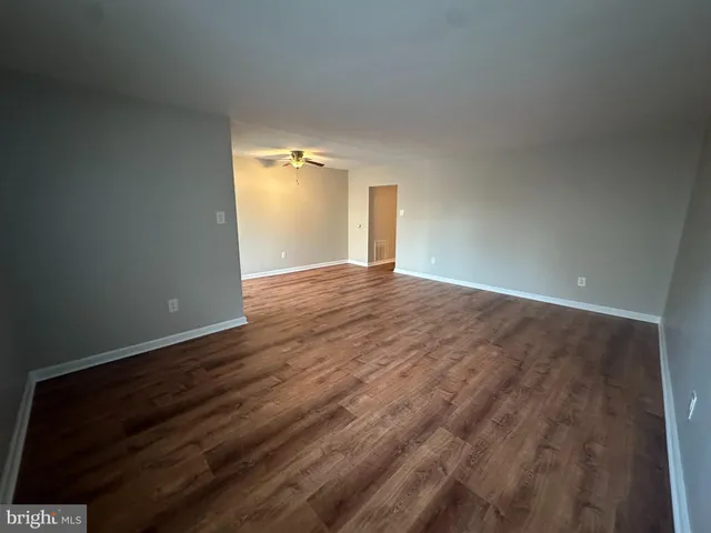 $1,950 | 1801 Egg Harbor Road, Unit 105, Clementon, NJ 08021