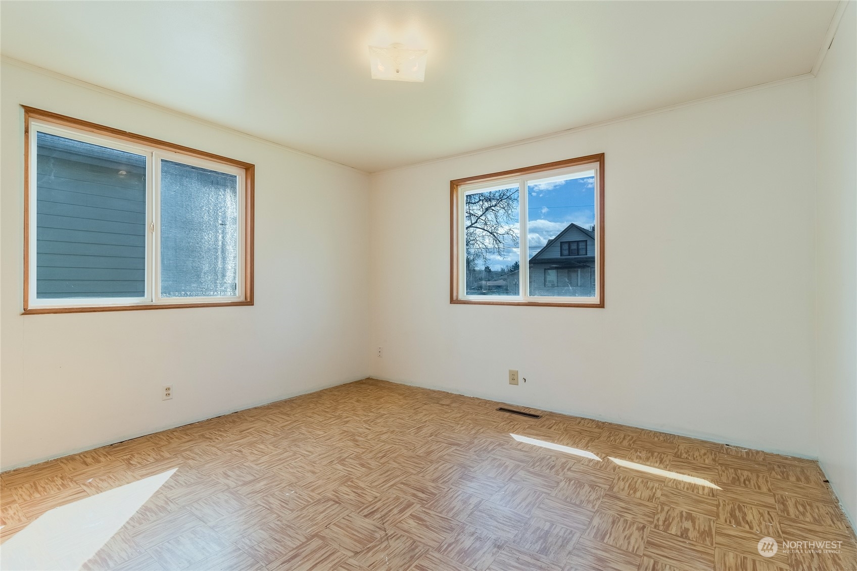 227 Sheridan Road Walla Walla, WA 99362 - Photo 15 of 29 Gallery Image 15