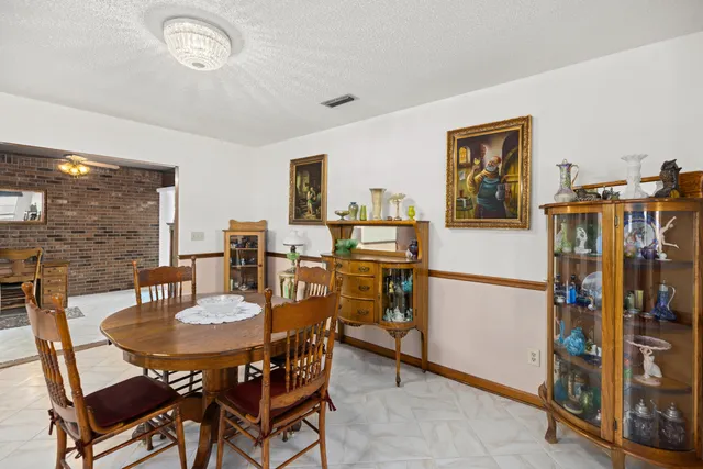 $385,000 | 2024 Bayshore Drive, Niceville, FL 32578