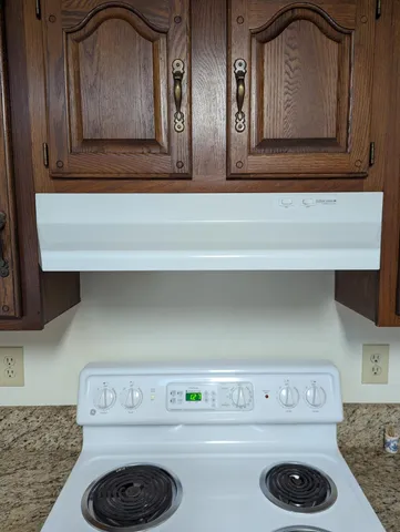 $385,000 | 2024 Bayshore Drive, Niceville, FL 32578