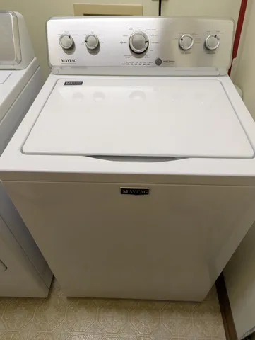 $385,000 | 2024 Bayshore Drive, Niceville, FL 32578