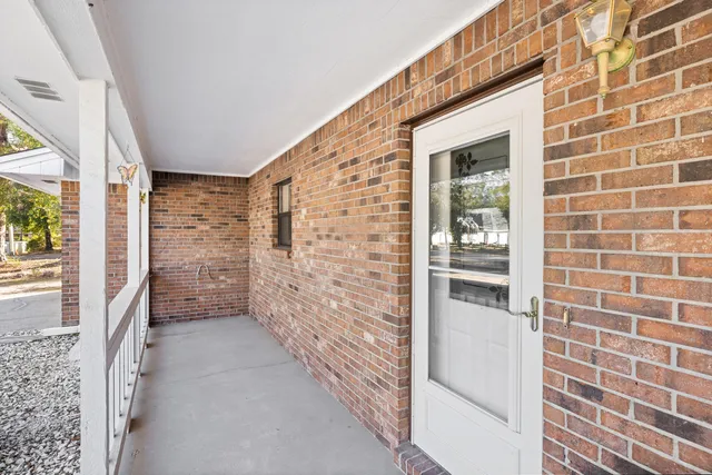 $385,000 | 2024 Bayshore Drive, Niceville, FL 32578