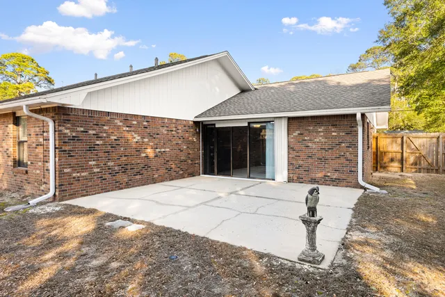 $385,000 | 2024 Bayshore Drive, Niceville, FL 32578