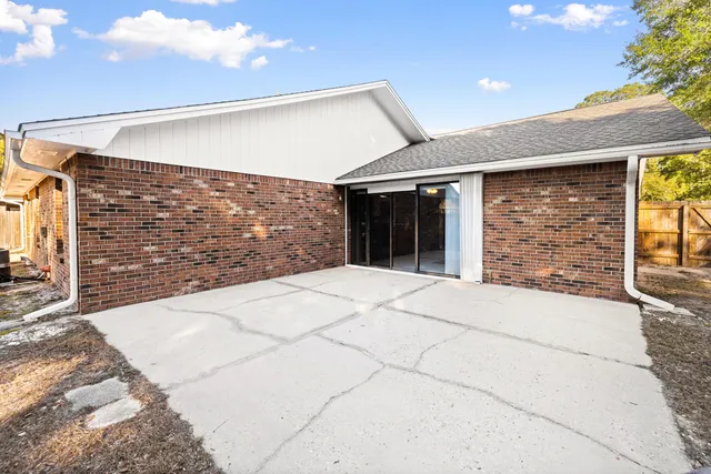 $385,000 | 2024 Bayshore Drive, Niceville, FL 32578