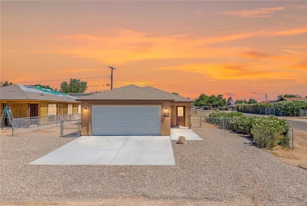 $232,900 | 3125 Devlin Avenue, Kingman, AZ 86409