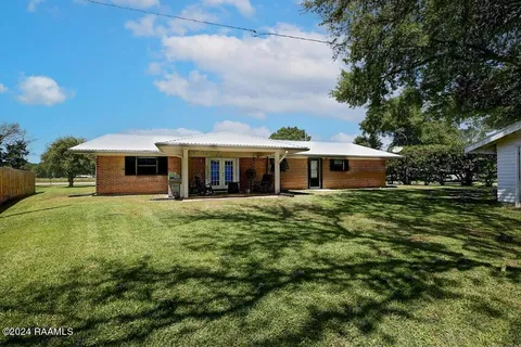 $182,500 | 1715 North State Street, Abbeville, LA 70510