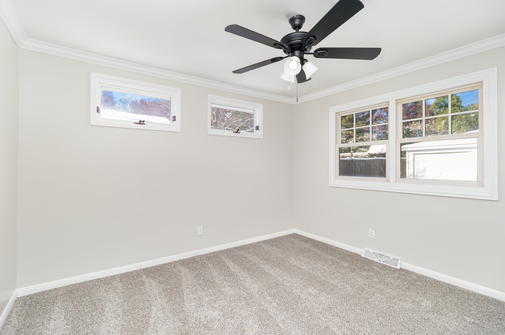 230 Bayshore Drive Lake Bluff, IL 60044 - Photo 9 of 17