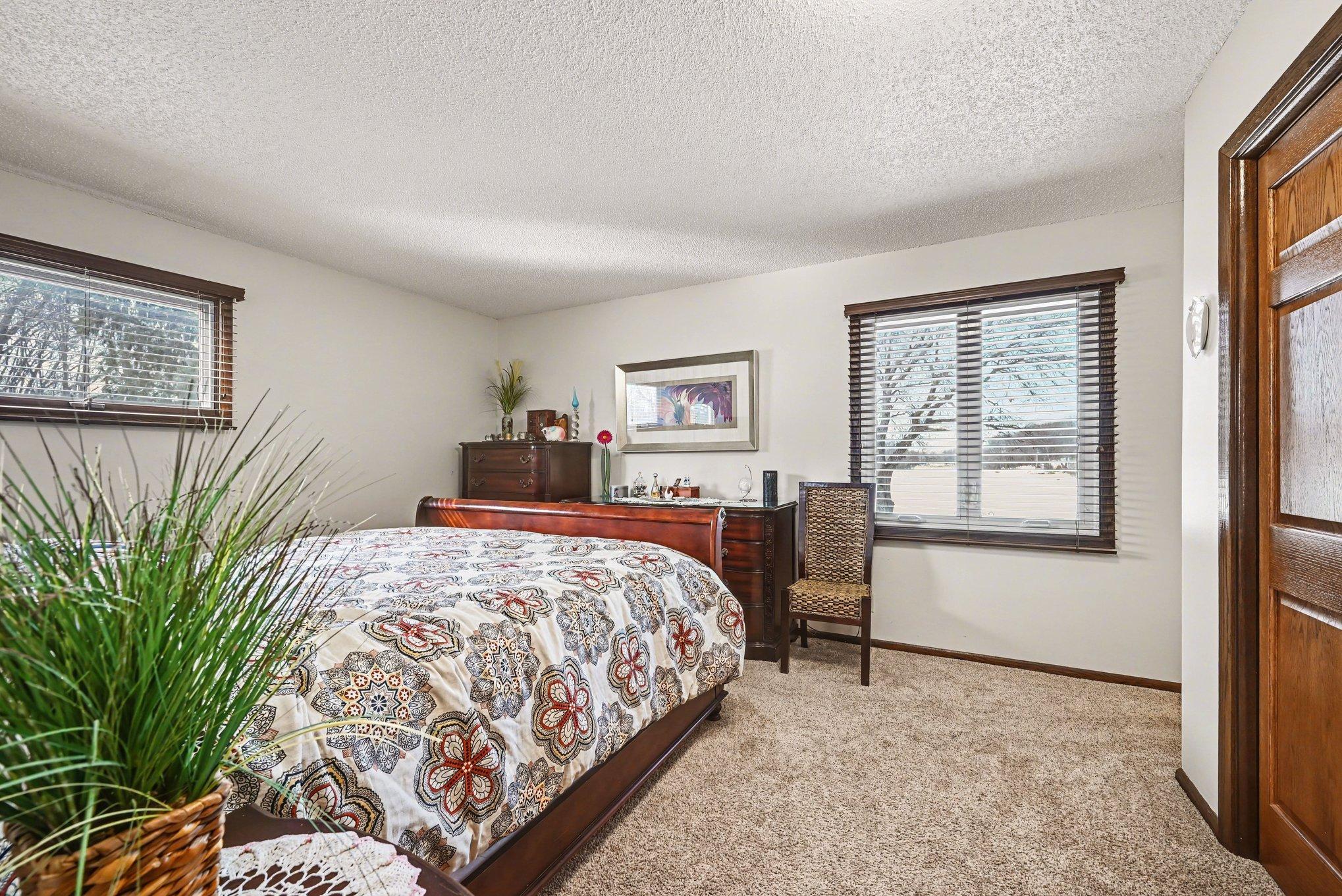630 Tyrol Lane Shakopee, MN 55379 - Photo 15 of 40
