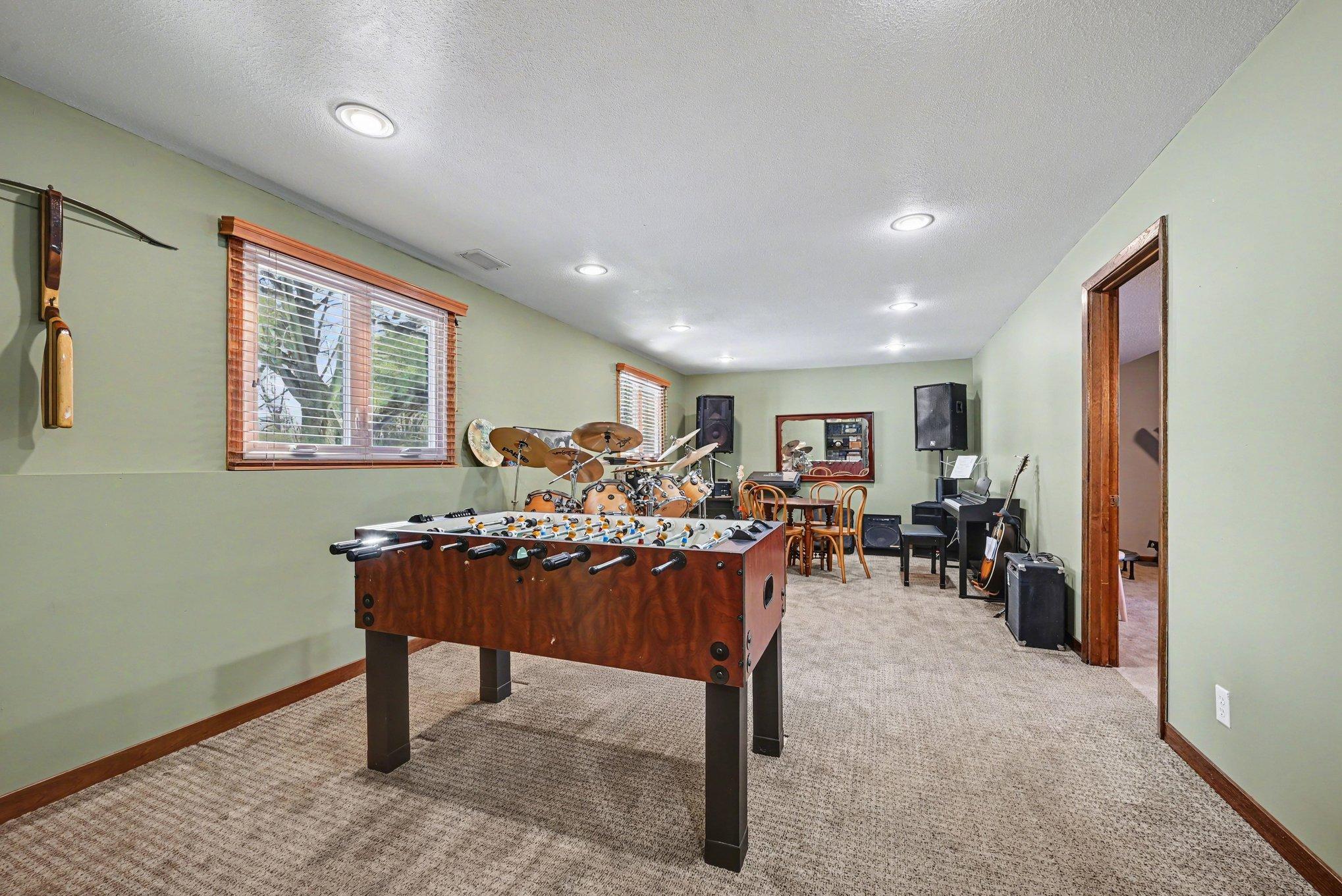 630 Tyrol Lane Shakopee, MN 55379 - Photo 21 of 40