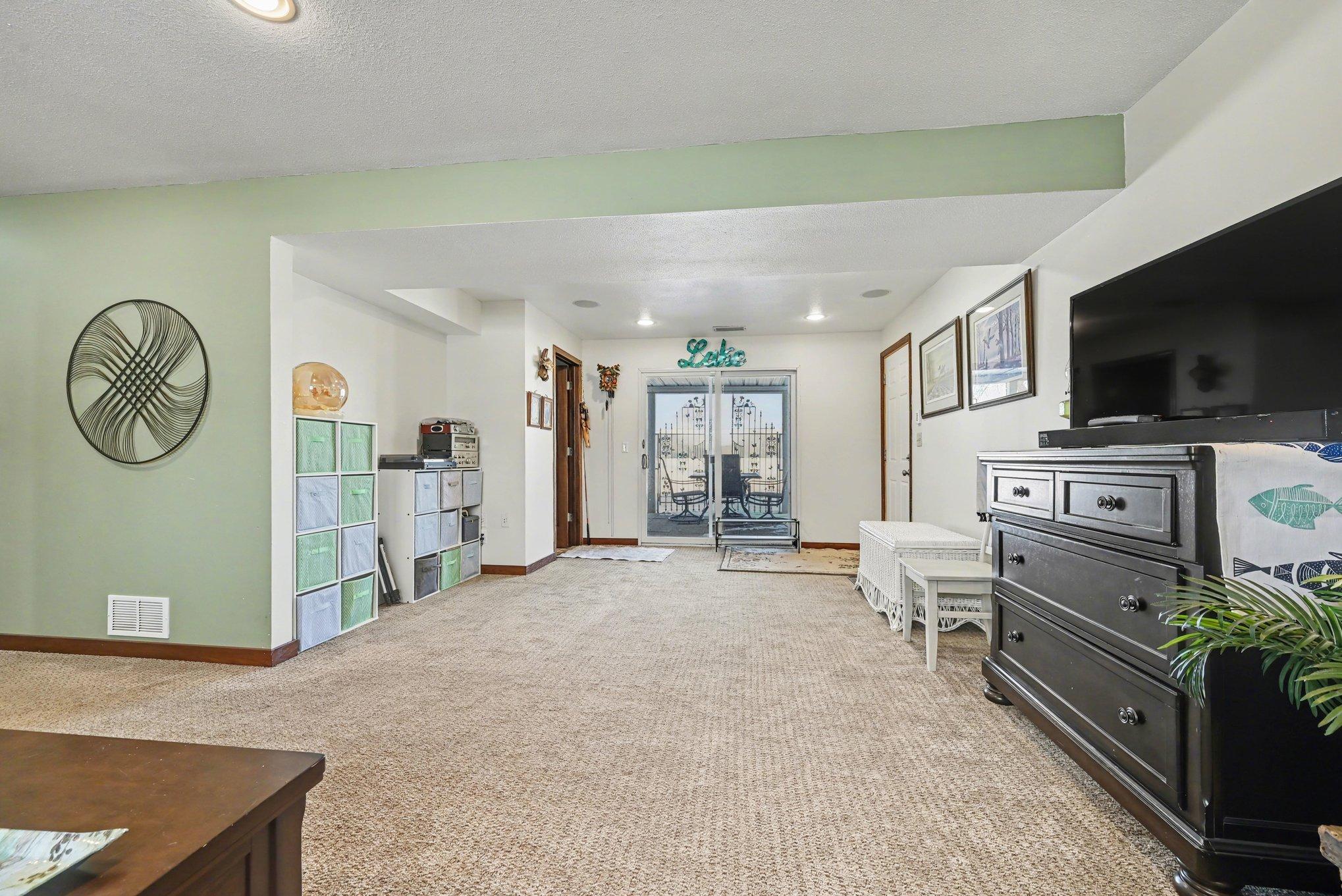 630 Tyrol Lane Shakopee, MN 55379 - Photo 24 of 40