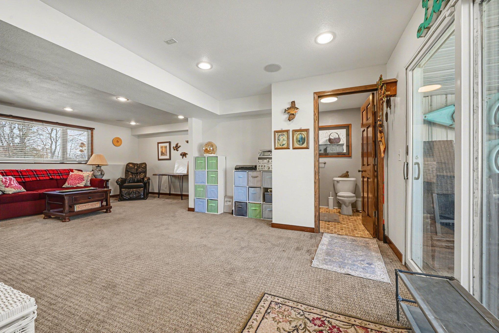630 Tyrol Lane Shakopee, MN 55379 - Photo 26 of 40