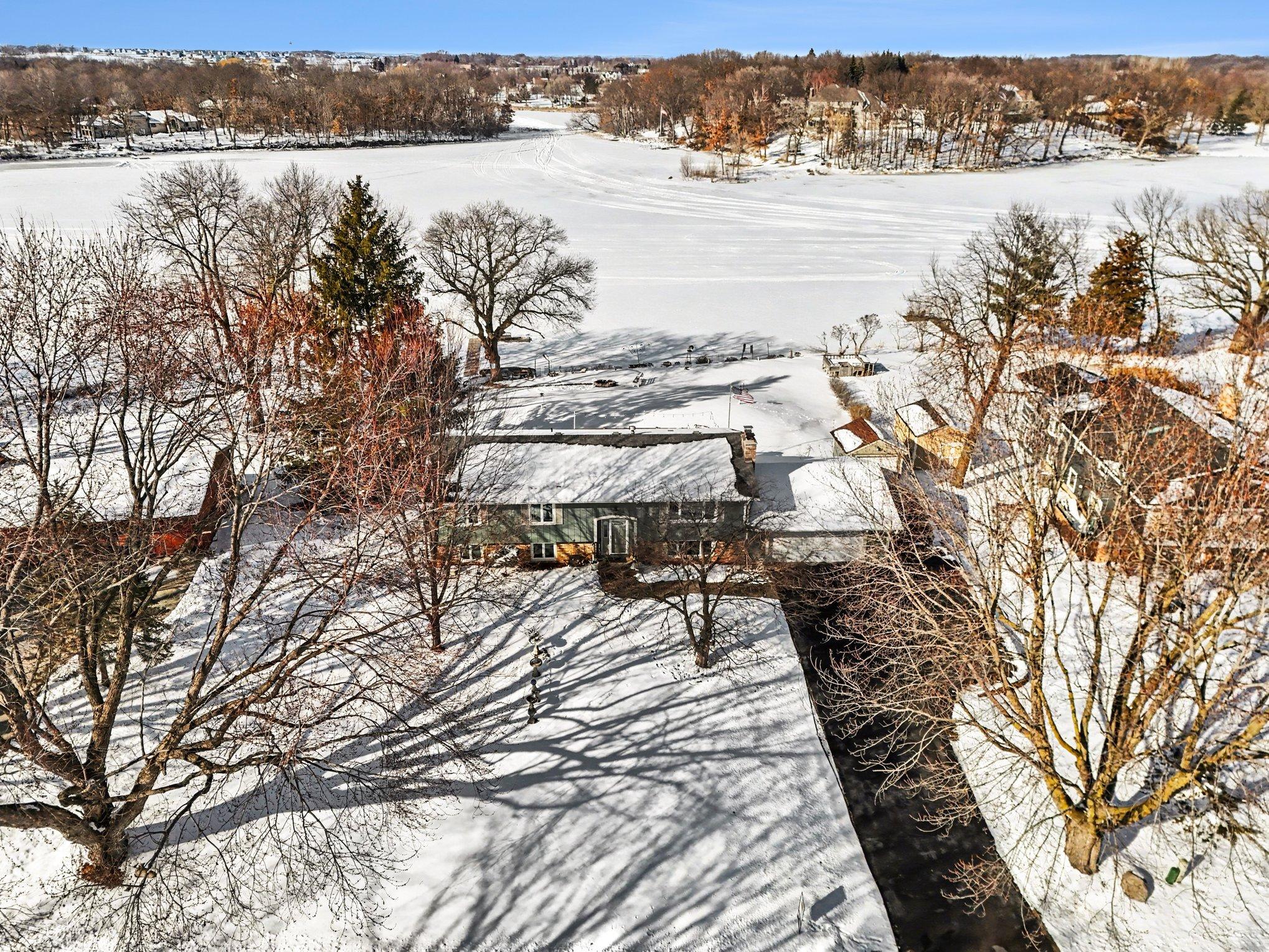 630 Tyrol Lane Shakopee, MN 55379 - Photo 37 of 40