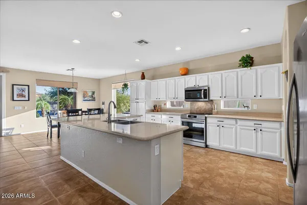 $929,900 | 7855 East Kenwood Street, Mesa, AZ 85207