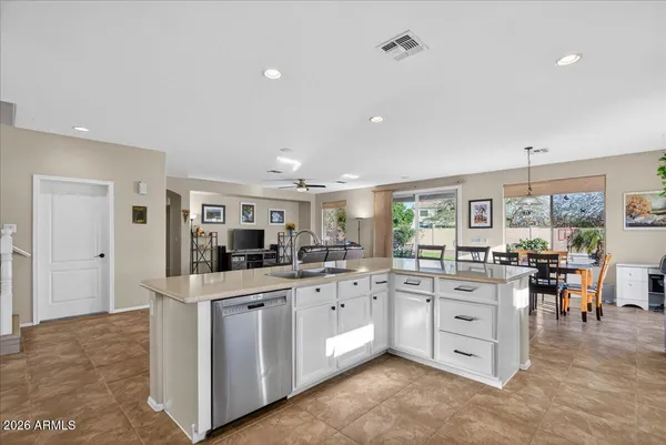 $929,900 | 7855 East Kenwood Street, Mesa, AZ 85207