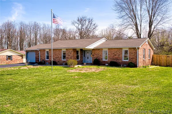 $310,000 | 2599 South College Hills Drive, Hanover, IN 47243