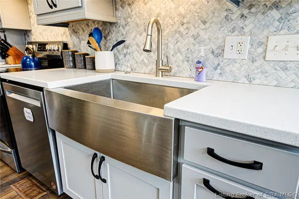 $310,000 | 2599 South College Hills Drive, Hanover, IN 47243