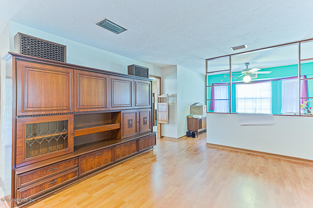 320 Southwest Grove Street Keystone Heights, FL 32656 - Photo 5 of 28 Web-6