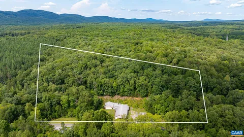 $229,900 | 4952 Irish Road, Schuyler, VA 22969