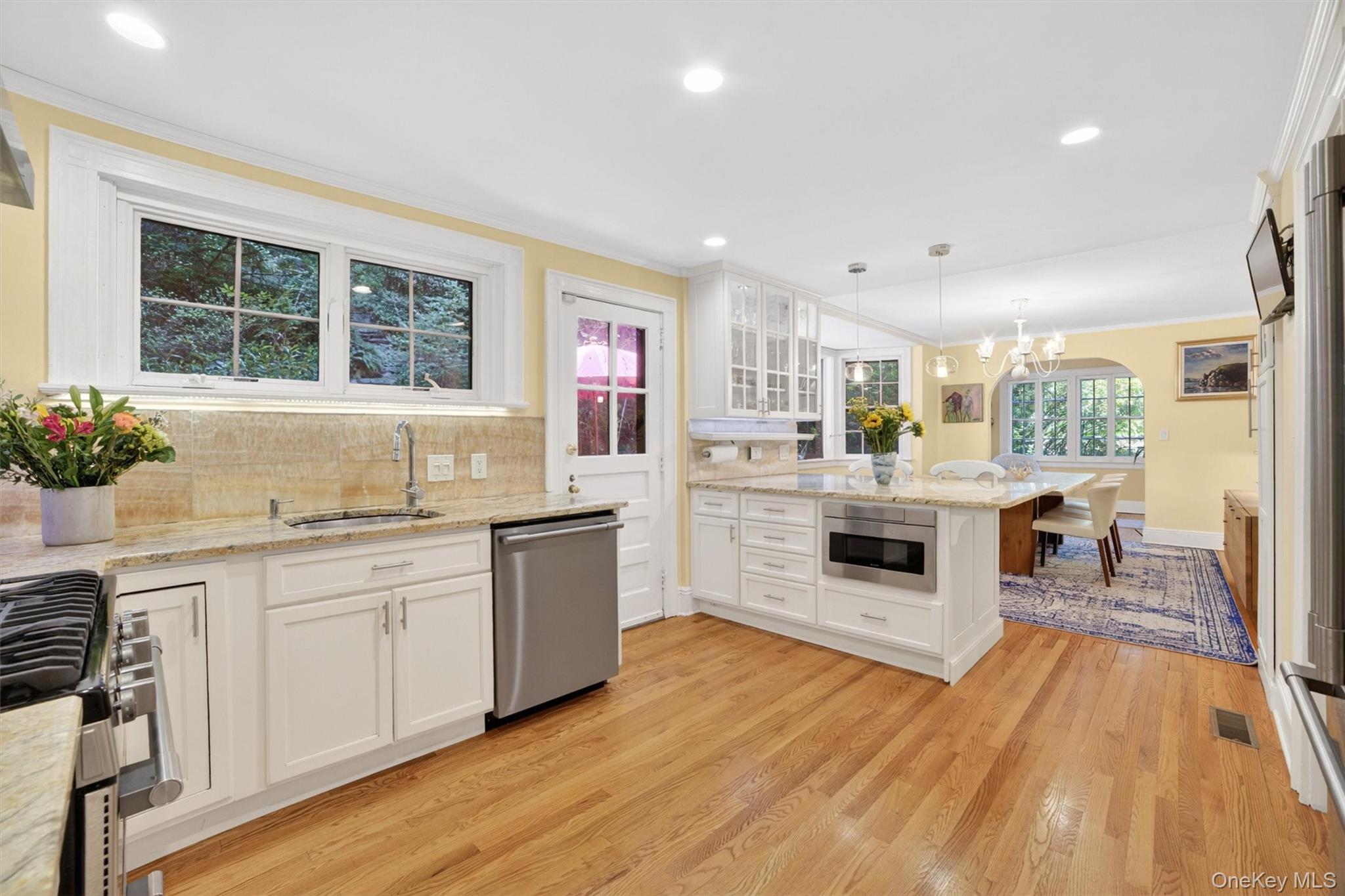 77 Edgemont Road Scarsdale, NY 10583 - Photo 13 of 43