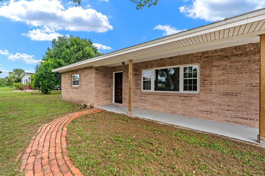 231 Morningside Loop Valrico, FL 33594 - Photo 9 of 26