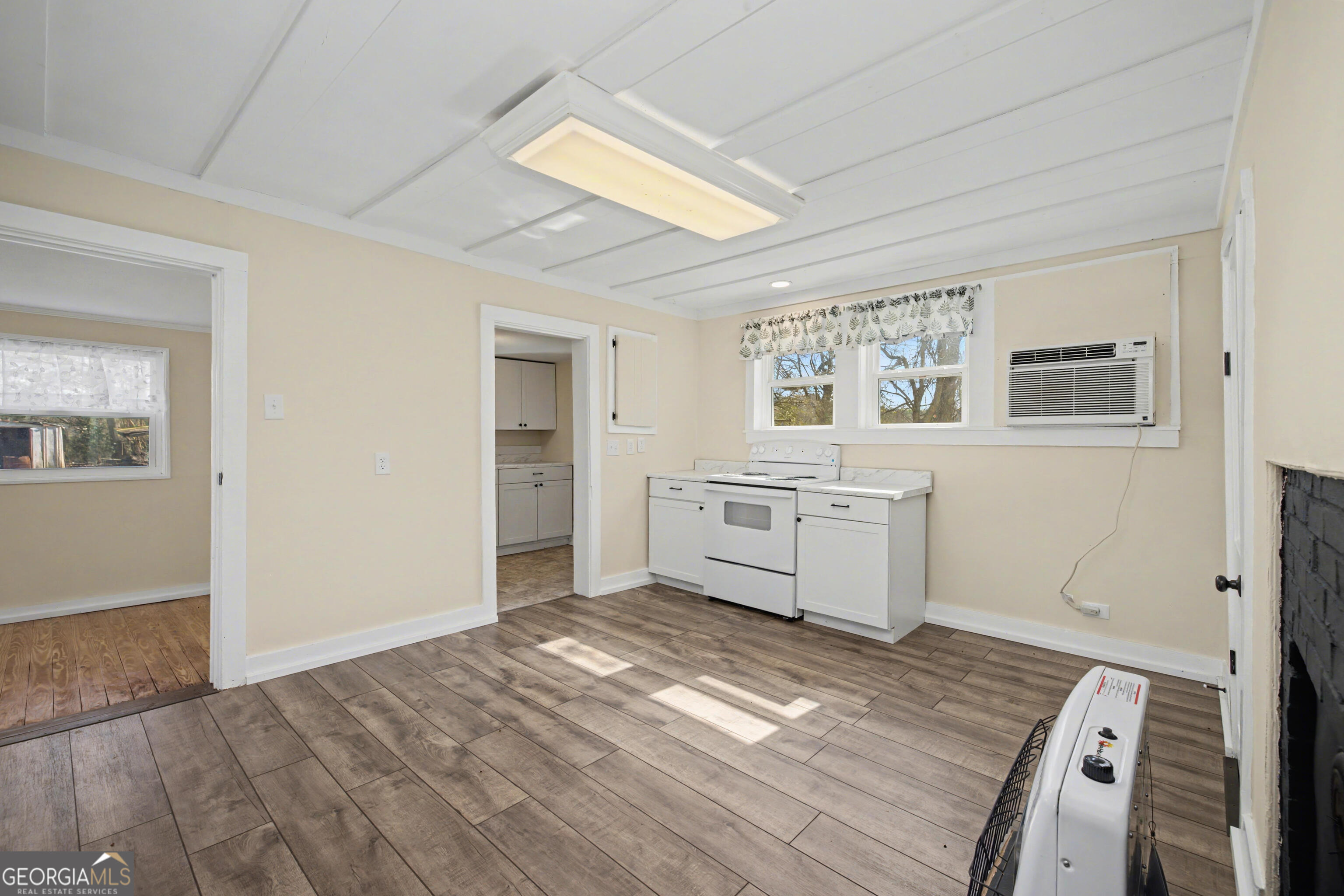 154 Goza Road Fayetteville, GA 30215 - Photo 12 of 27