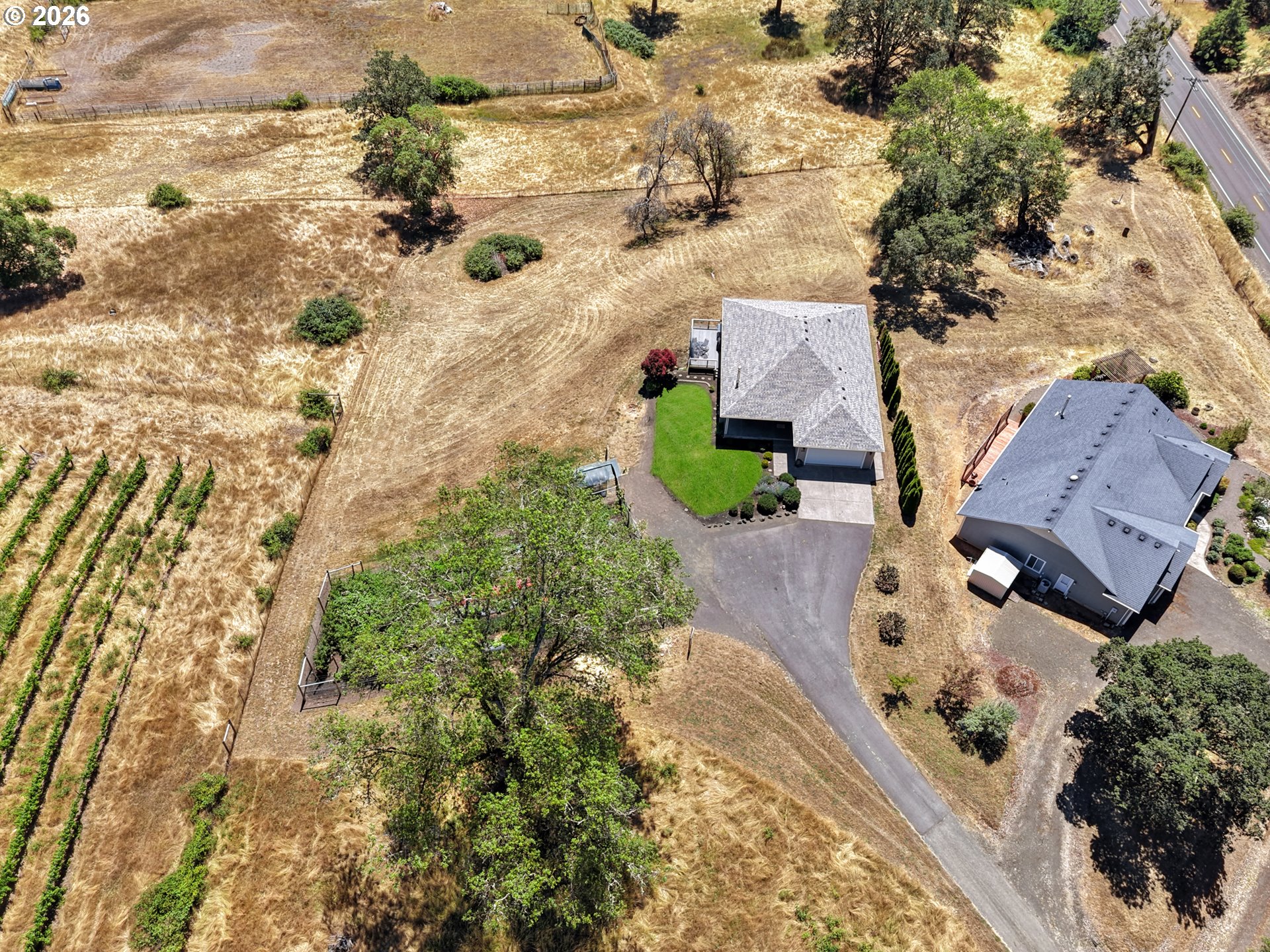 3721 Colonial Road Roseburg, OR 97471 - Photo 43 of 48