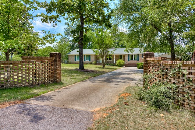 189 Dragstrip Road Aiken, SC 29803 - Photo 2 of 24
