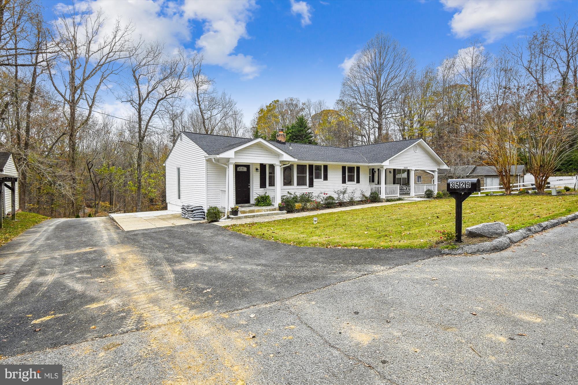 3529 Dory Brooks Road Chesapeake Beach, MD 20732 - Photo 8 of 64 Driveway