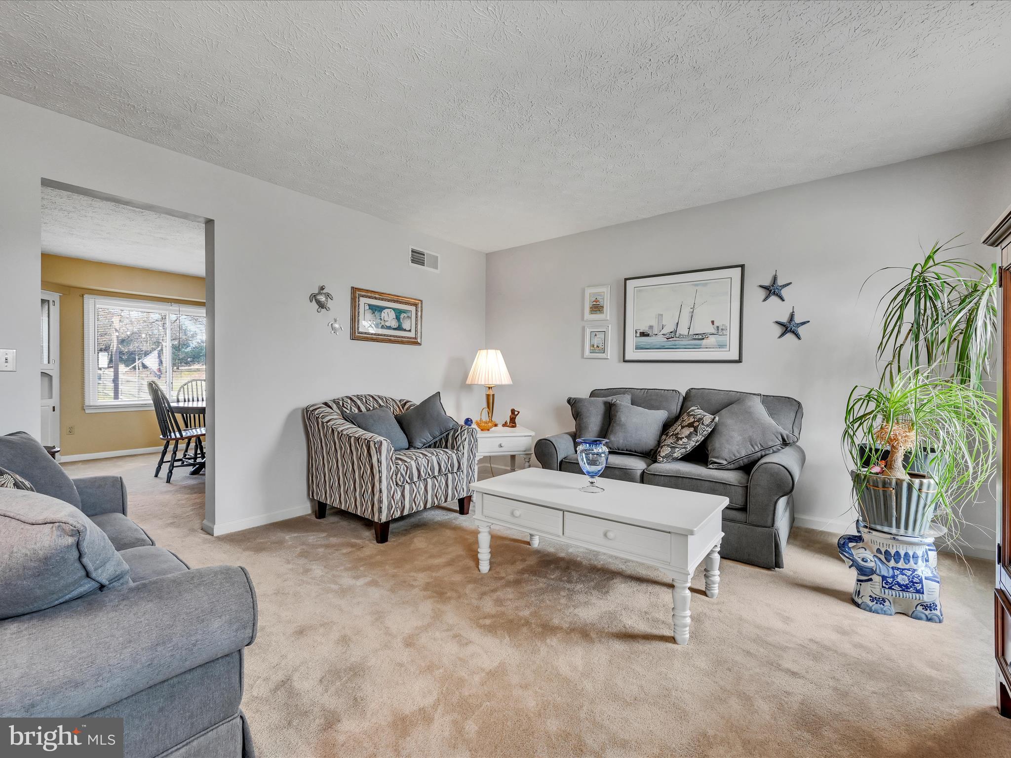5 Abbey Road New Freedom, PA 17349 - Photo 7 of 28 Living Room
