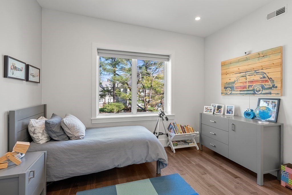 21 Cotter Road, Unit 21 Newton, MA 02468 - Photo 20 of 39